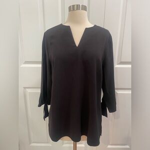 Chico’s 8/10 Black Blouse (Chico Size 1)
